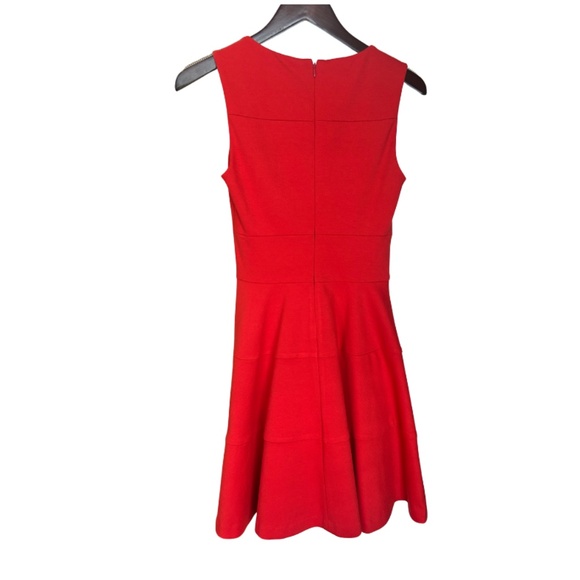 Red Banana Republic flare dress - Picture 3 of 3